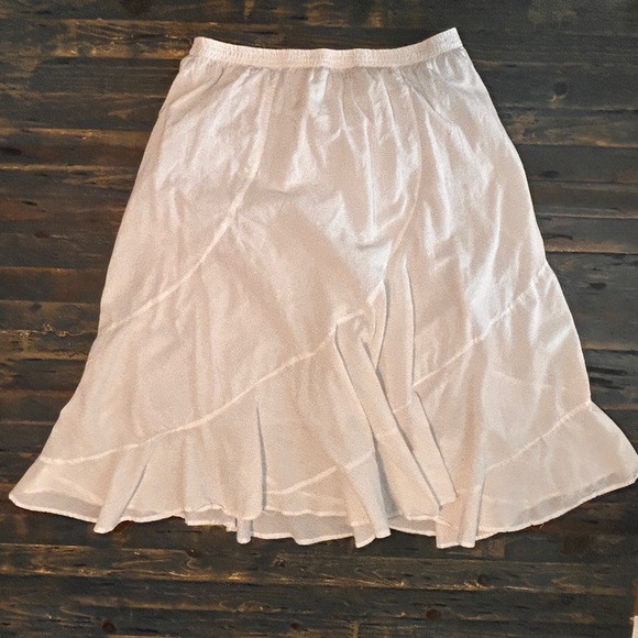 White Maxi Skirt 1X Plus Size Flowy Beachy Fall Western - Picture 2 of 6